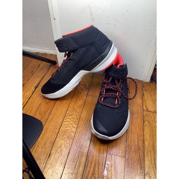 UNDER ARMOUR Men\'s GET B ZEE SHOES SIZE 11.5 main image 4